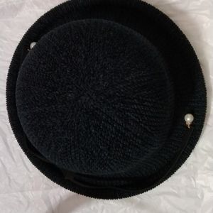 Coco Carman designer knit hat  $28.onesz + free scarf